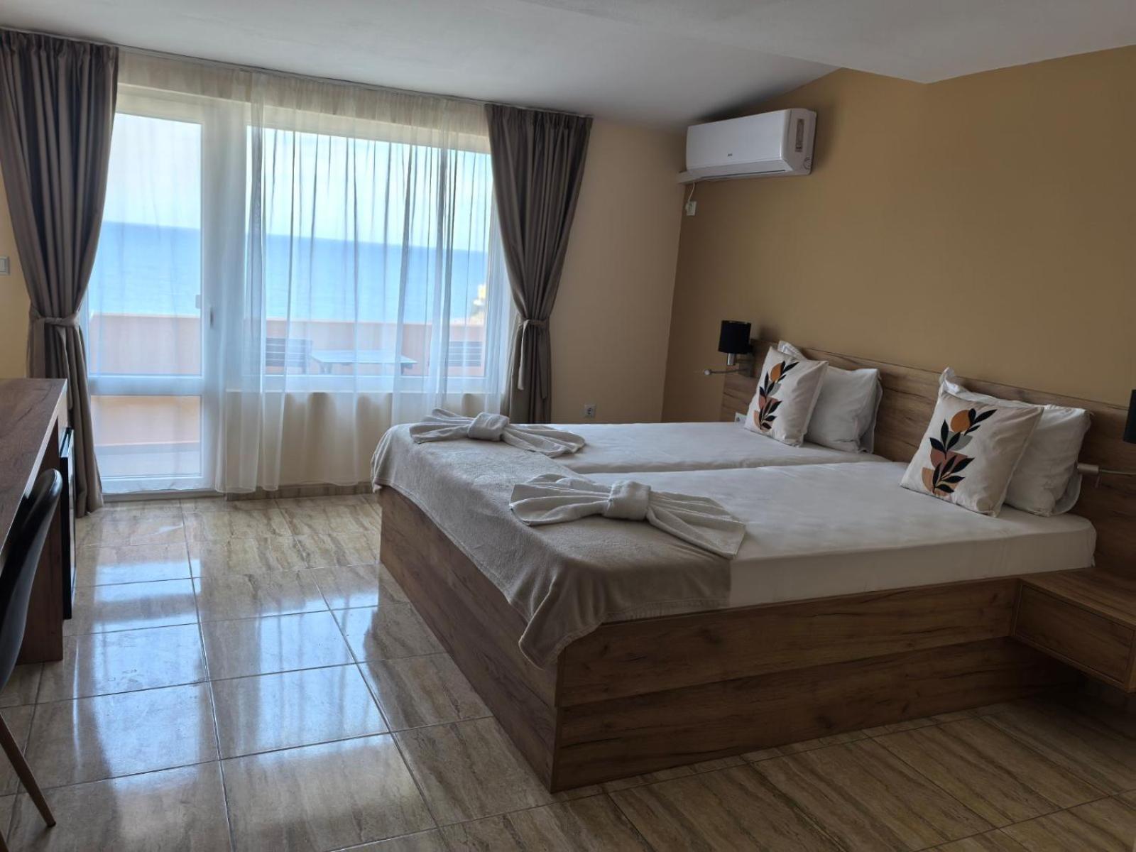 Family Hotel Alfa Vita Sozopol Exteriör bild