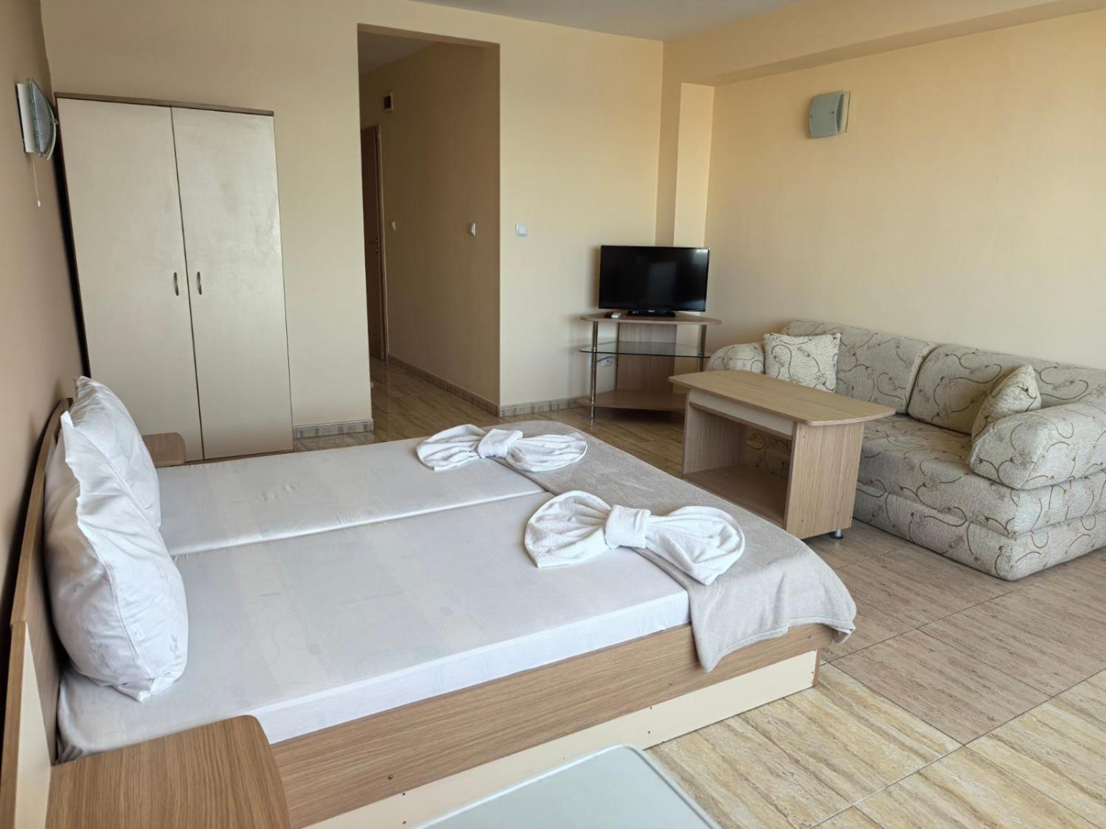 Family Hotel Alfa Vita Sozopol Exteriör bild